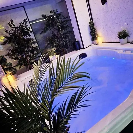 公寓 Exotic Jacuzzi With Balcony & Parking *