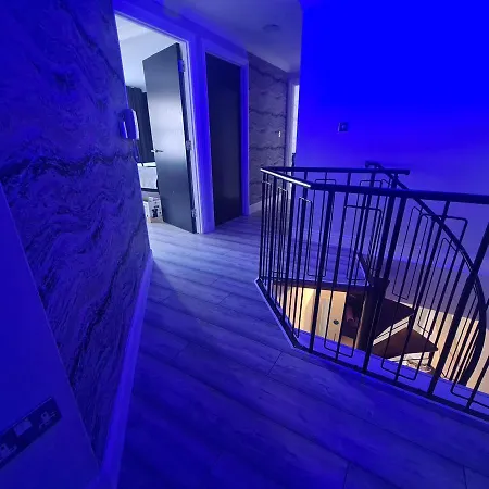 Exotic Jacuzzi With Balcony & Parking *